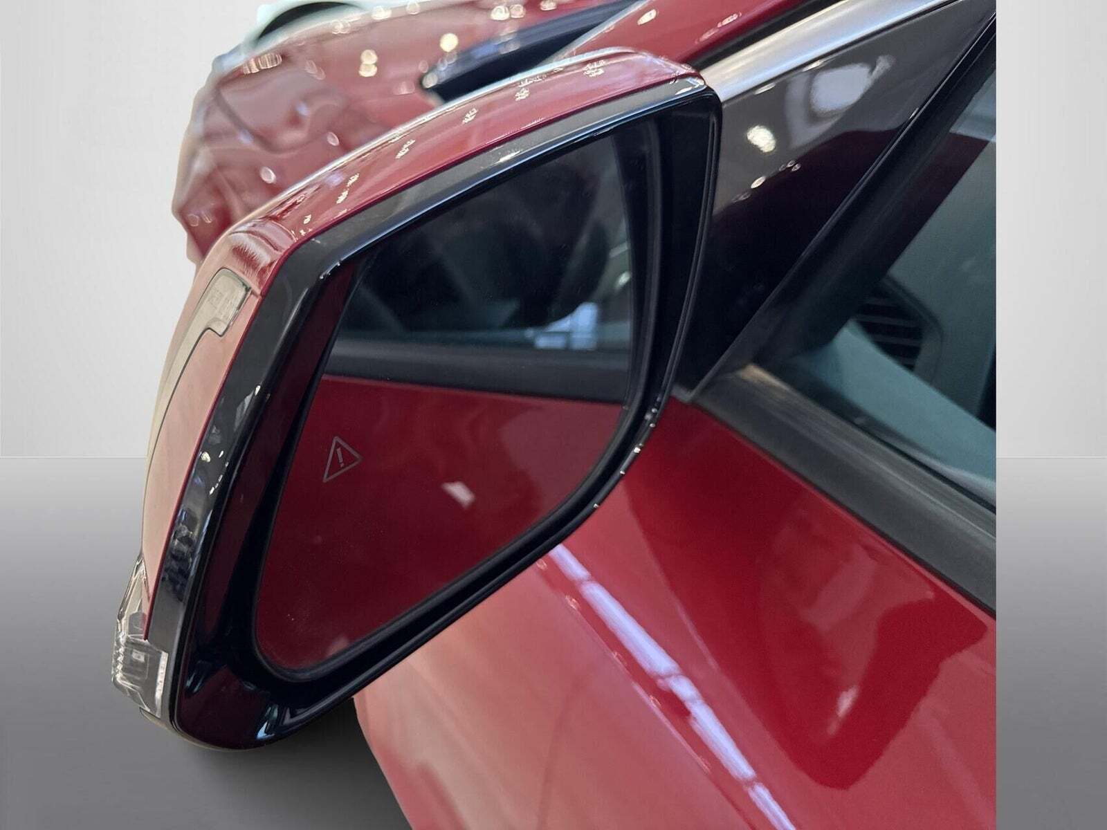 Rød Kia Niro fra 2025