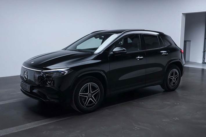 Sort Mercedes EQA250+ fra 2025