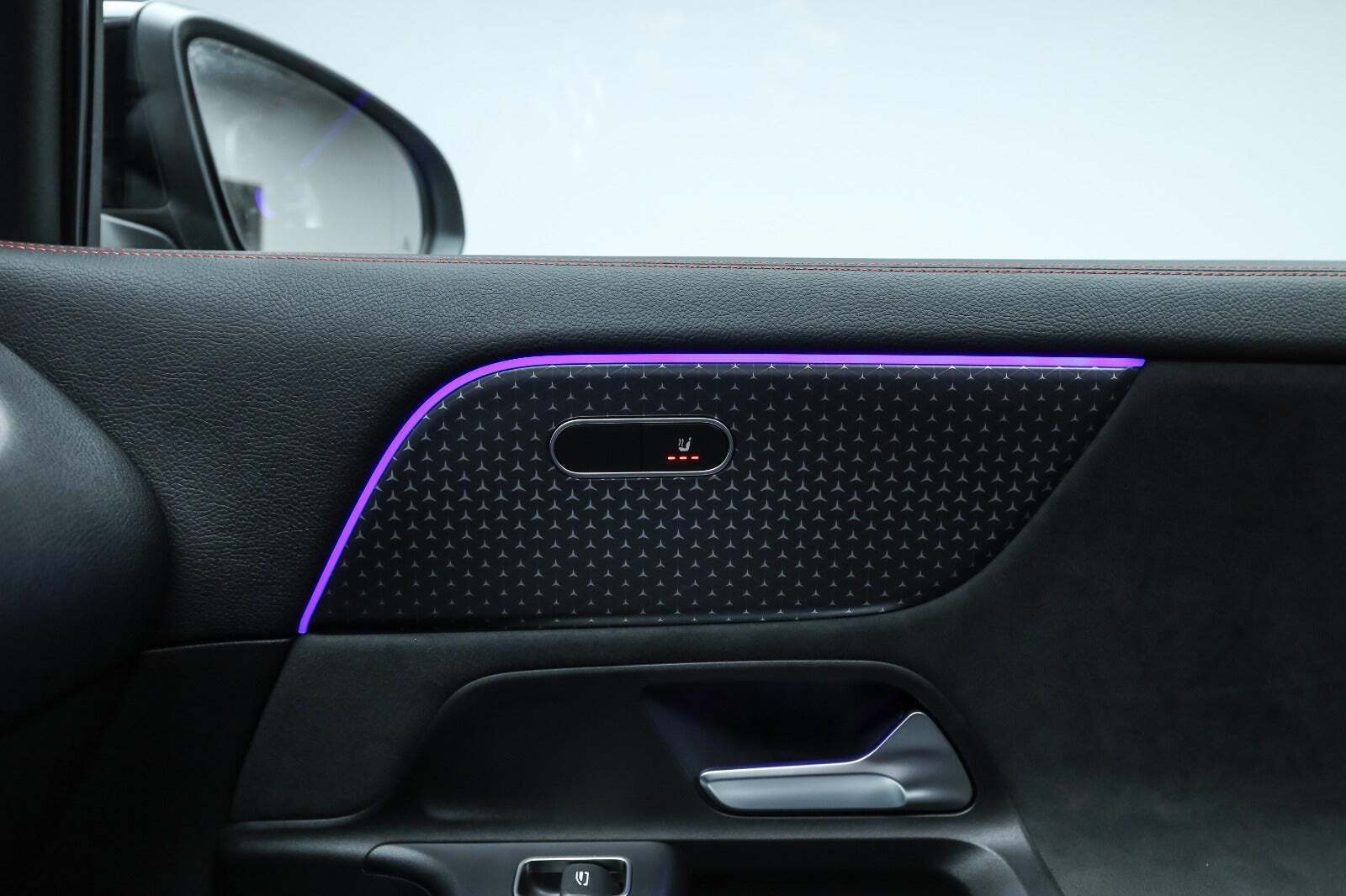 Sort Mercedes EQA250+ fra 2025