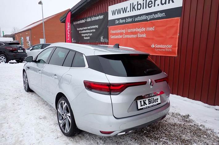 Sølv Renault Megane IV fra 2020