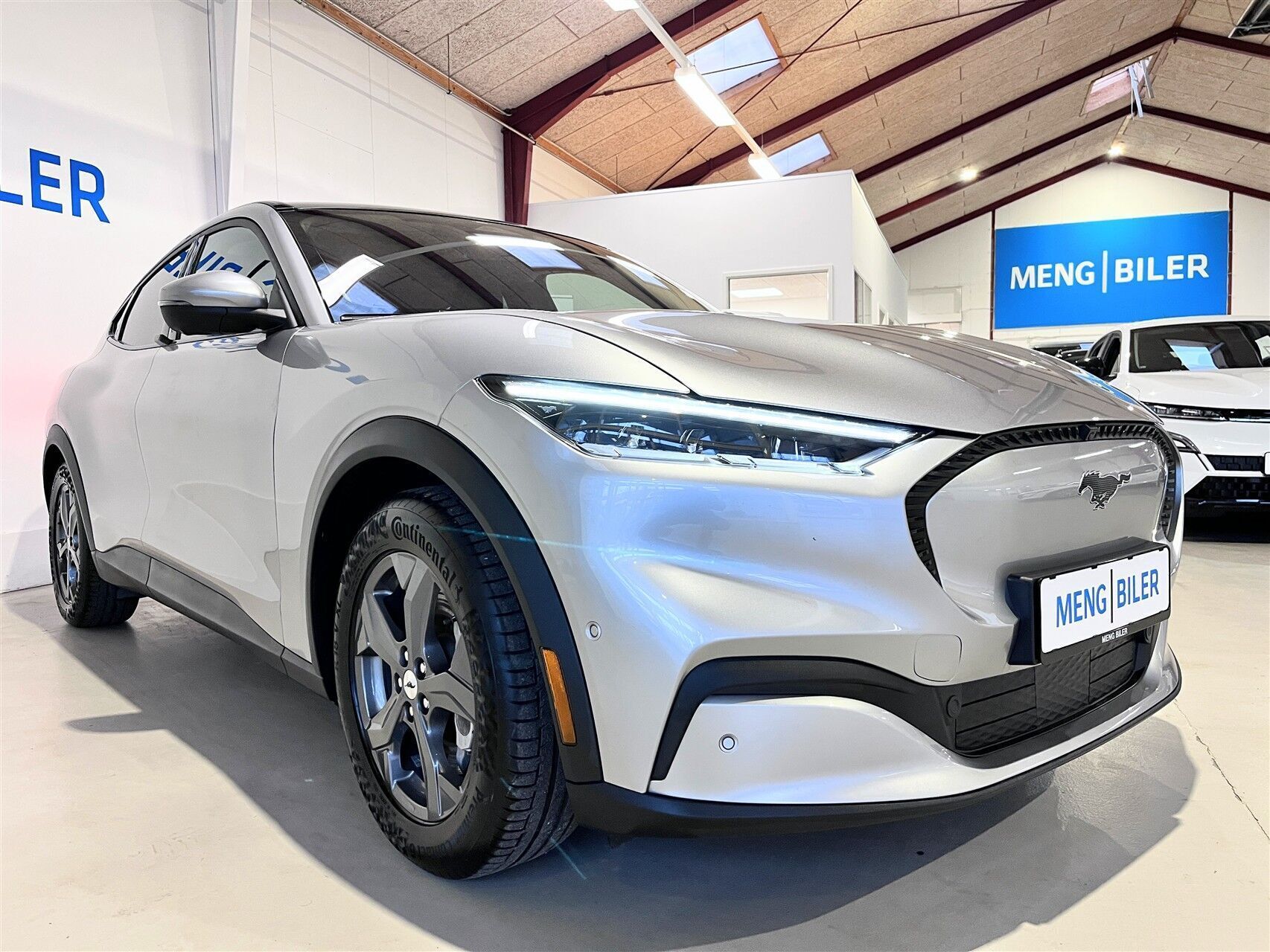 Ford Mustang Mach-E EL UR Premium 294HK 5d Aut.