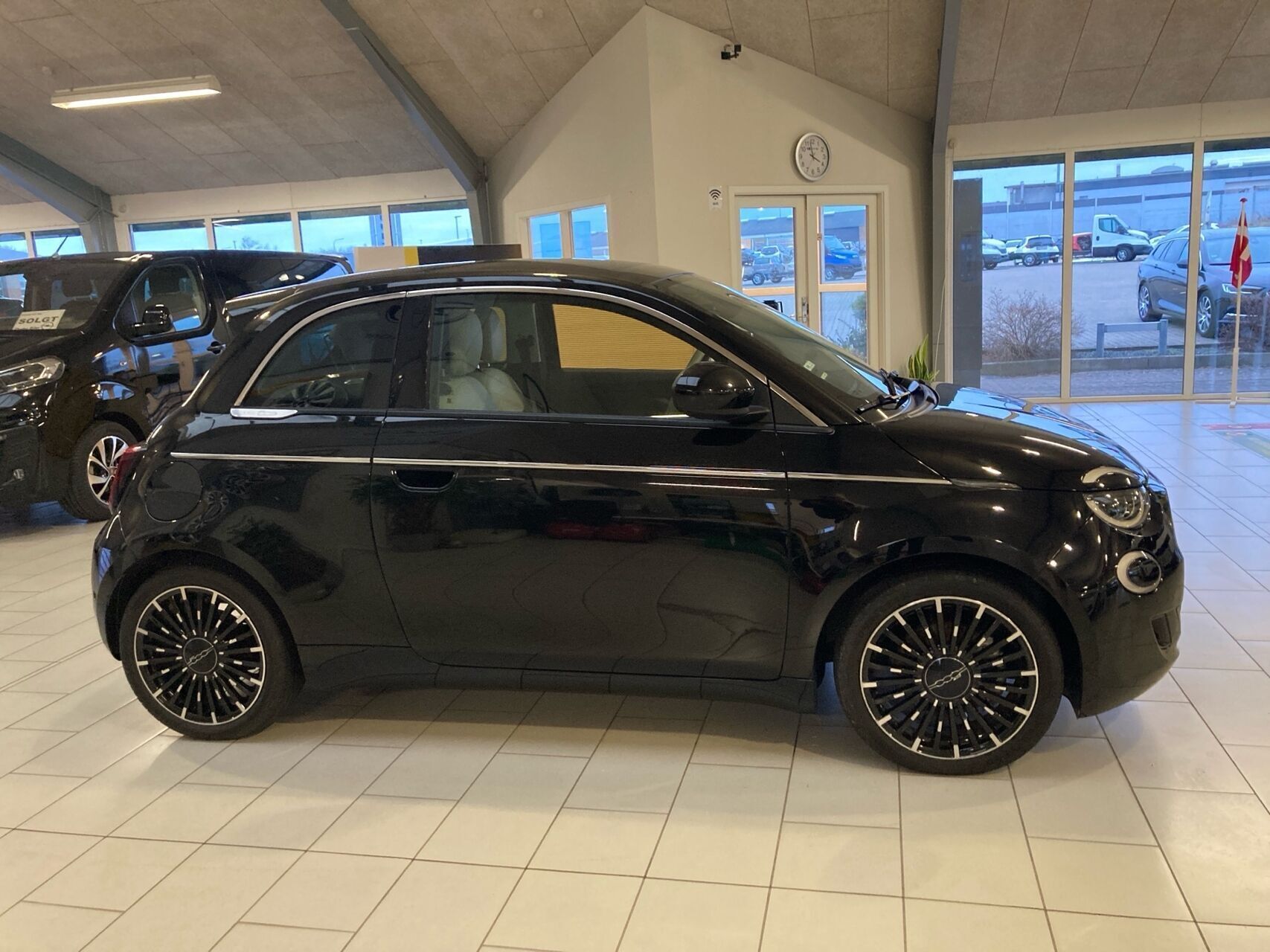 Fiat 500e EL La Prima 118HK 3d Aut.