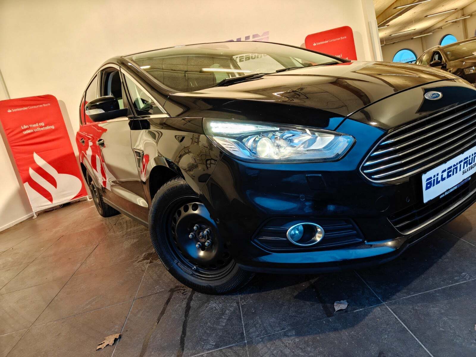 Sort Ford S-MAX fra 2018