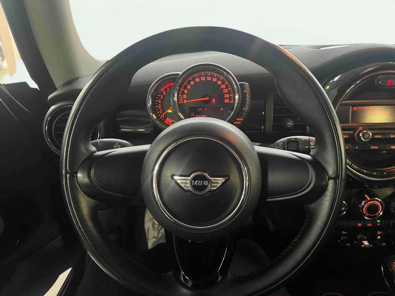 Mini Cooper 1,5 aut.