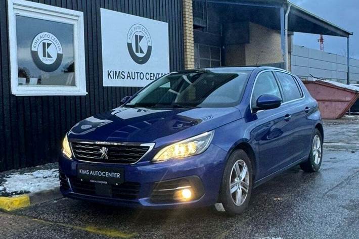 undefined Peugeot 308 fra 2018 set udefra