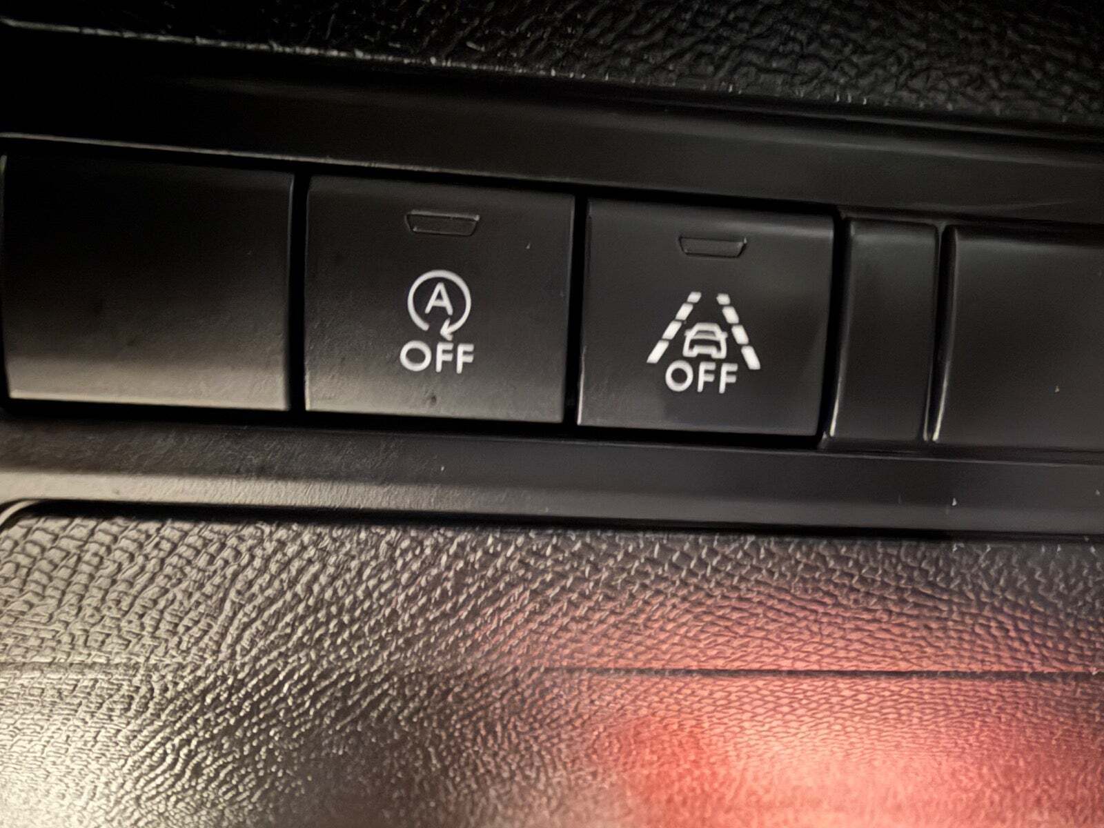 Sort Peugeot 308 fra 2019