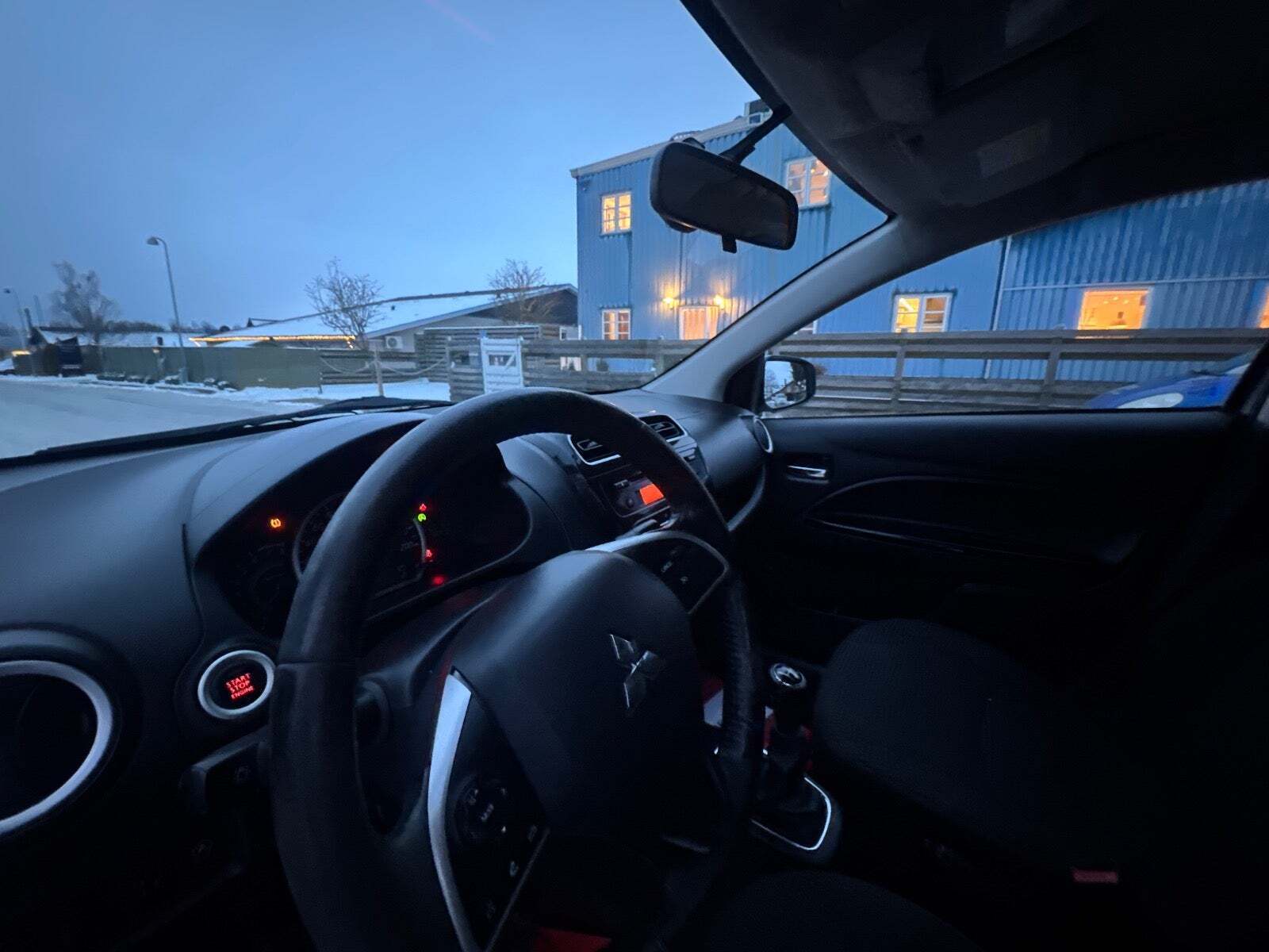 undefined Mitsubishi Space Star fra 2015