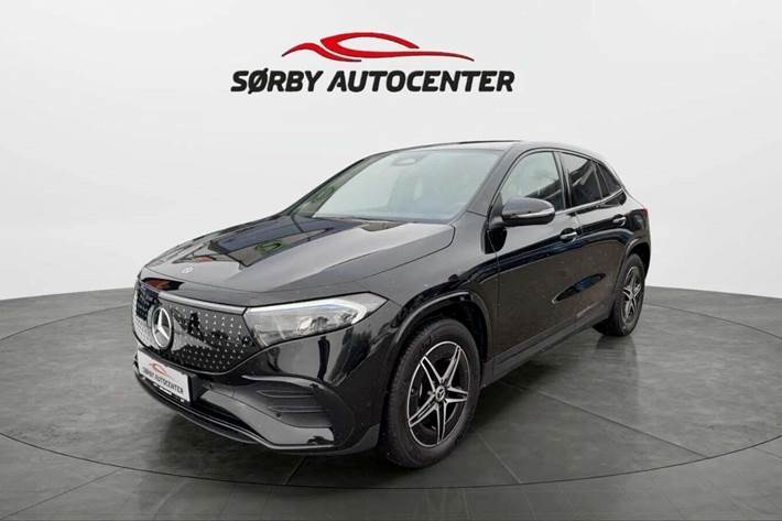 Sort Mercedes EQA250+ fra 2025 set udefra