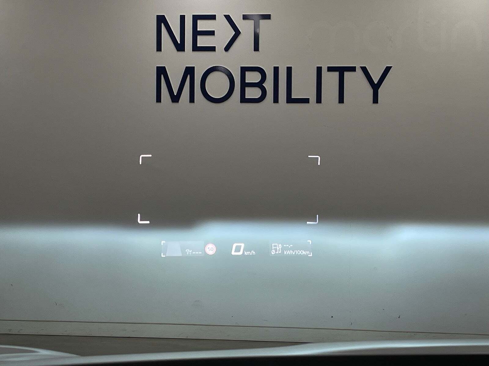 Sølv Cupra Tavascan fra 2024