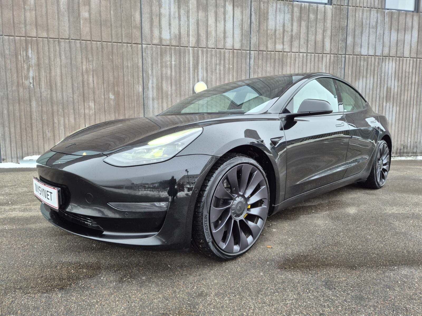 Tesla Model 3 Performance AWD