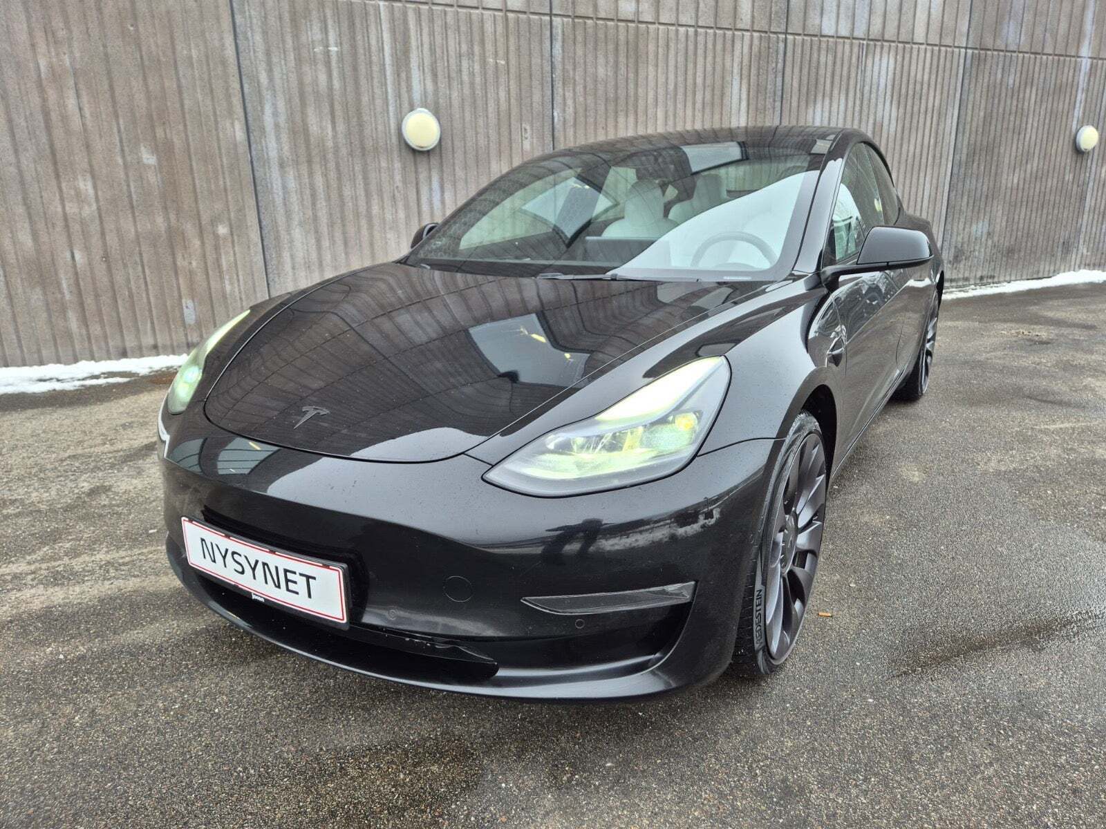 Tesla Model 3 Performance AWD