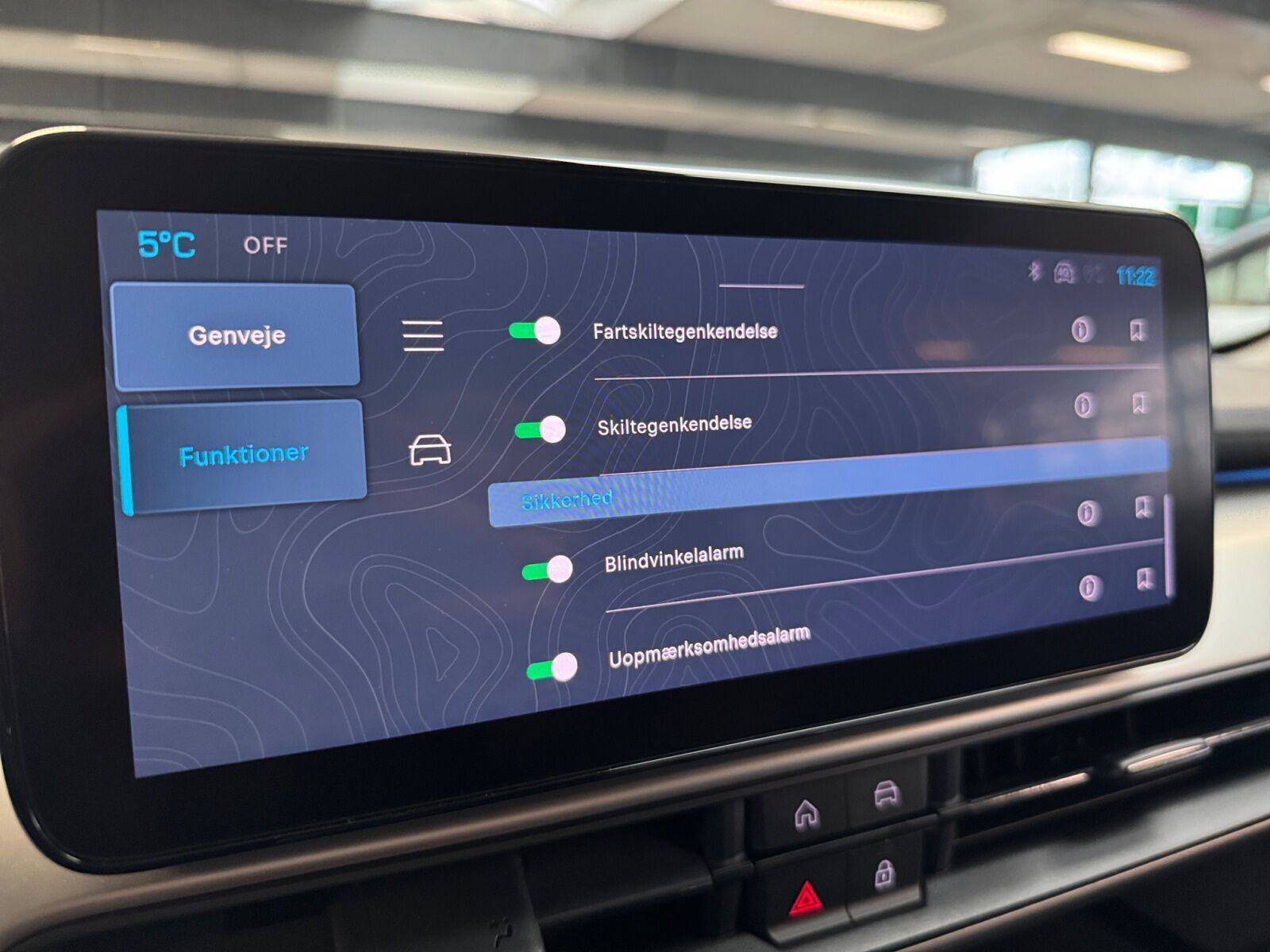 Hvid Jeep Avenger fra 2024