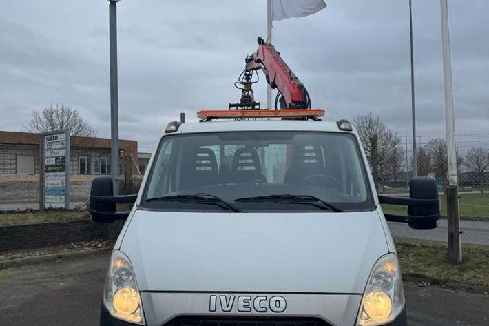Hvid Iveco Daily fra 2013