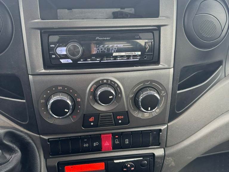 Iveco Daily 3,0 70C17 Ladvogn