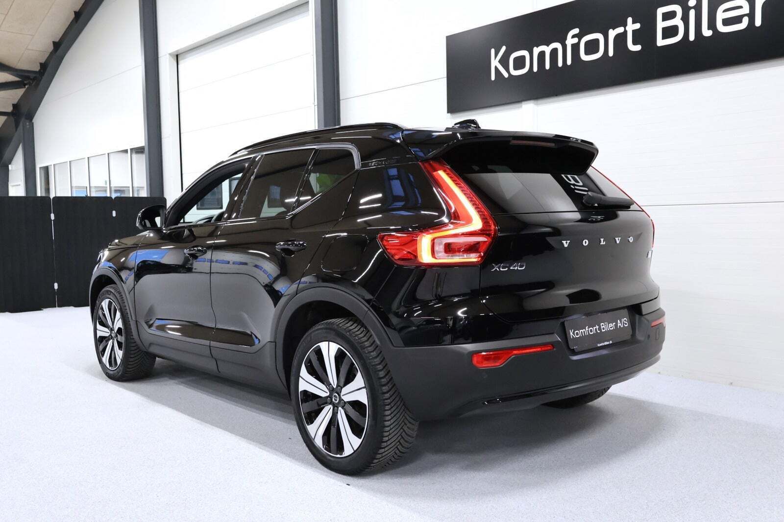 Volvo XC40 P6 ReCharge Core
