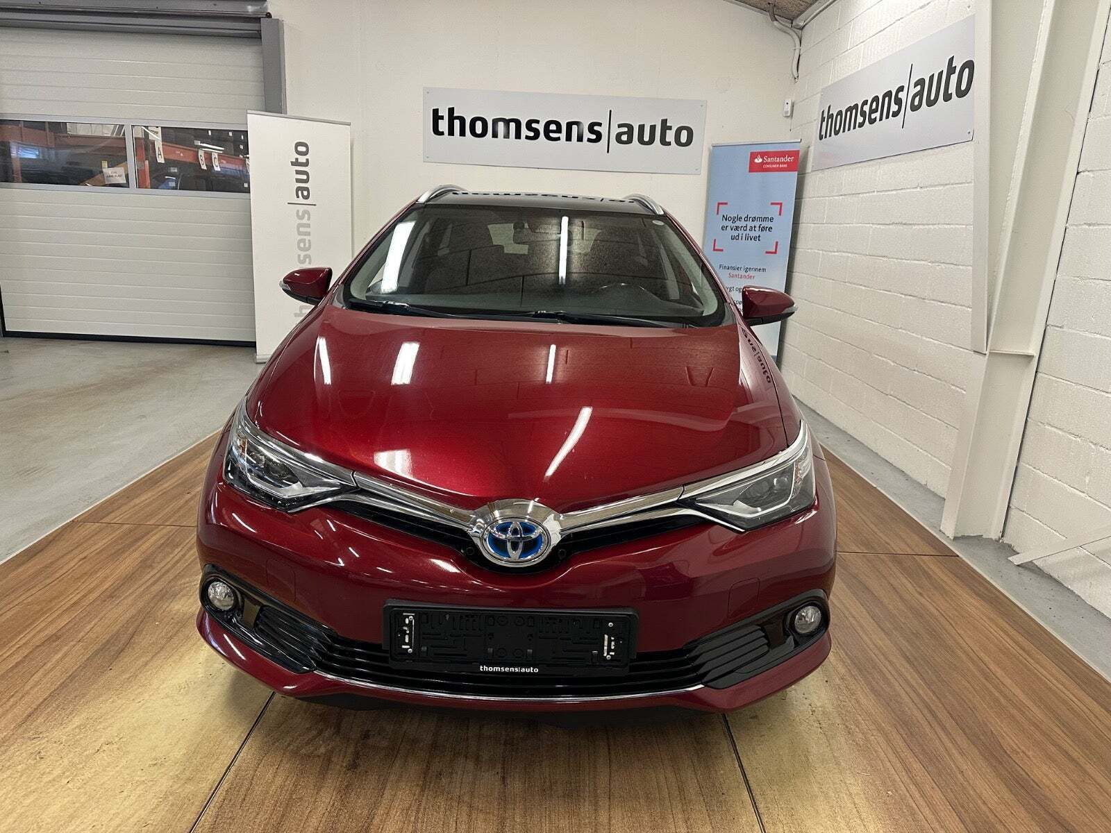 Toyota Auris 1,8 Hybrid Spirit Touring Sports CVT