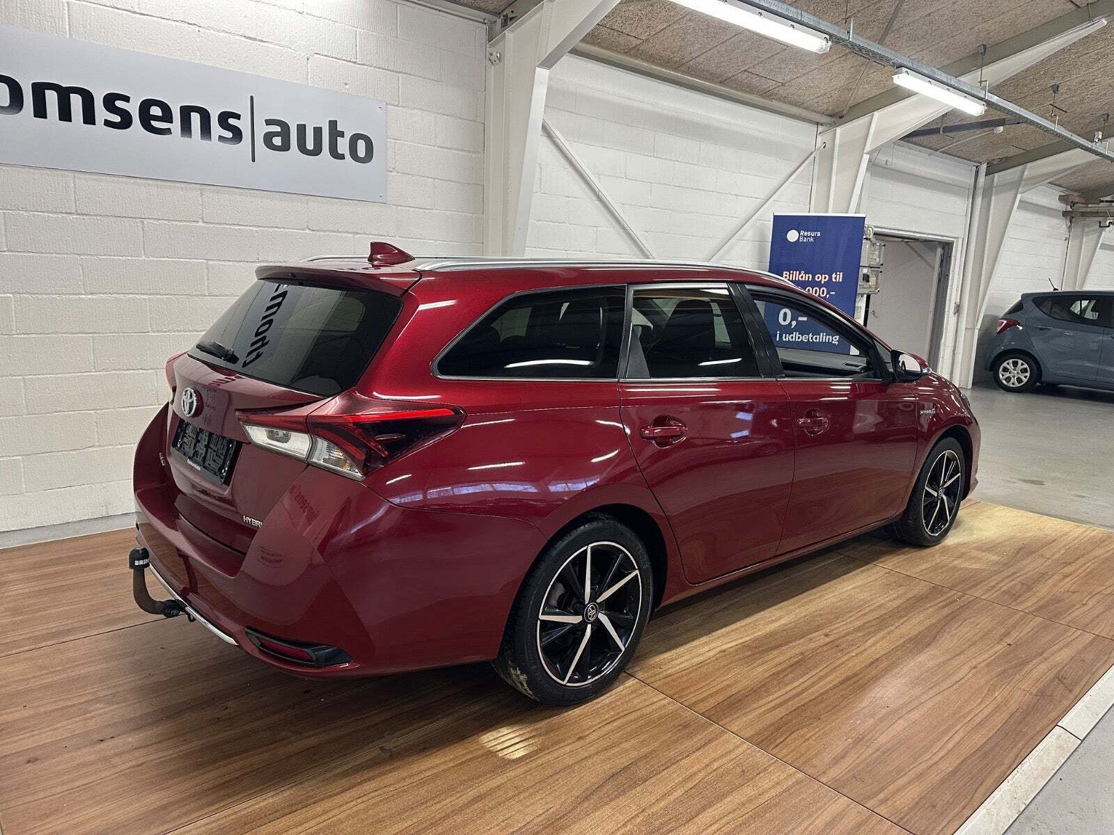 Toyota Auris 1,8 Hybrid Spirit Touring Sports CVT