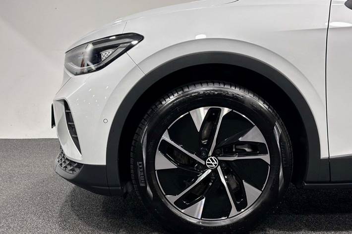 Hvid VW ID.4 fra 2025