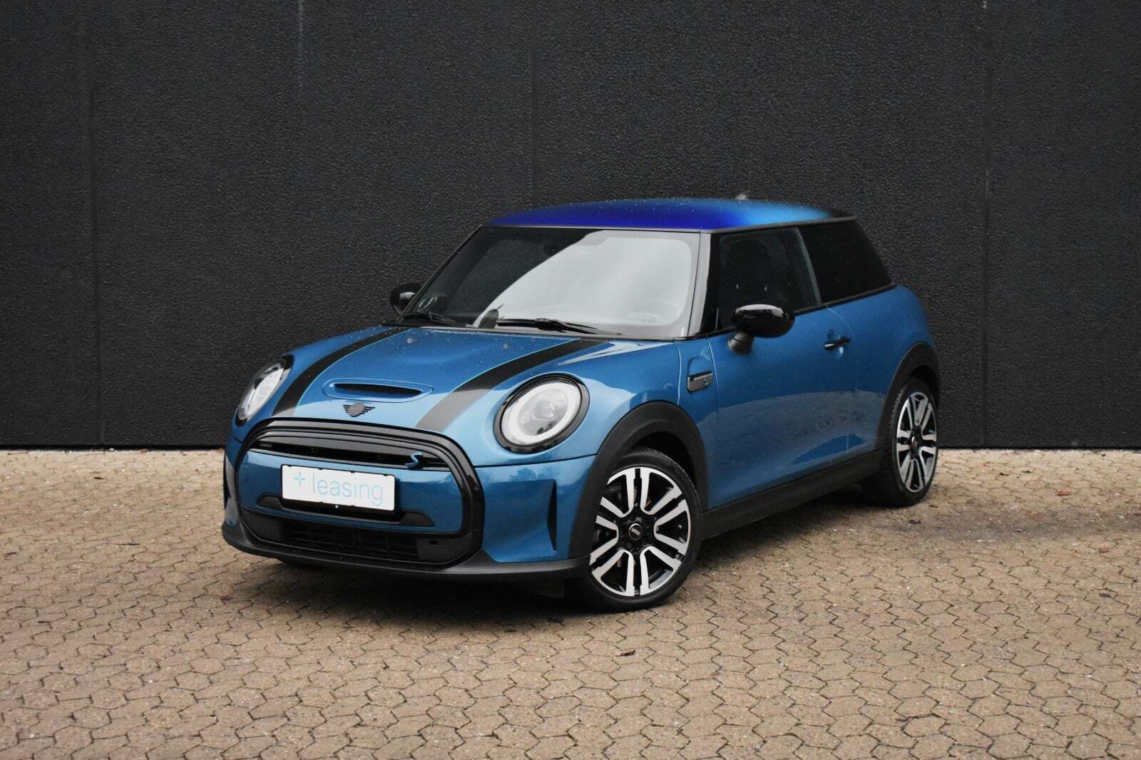 Mini Cooper SE Collection