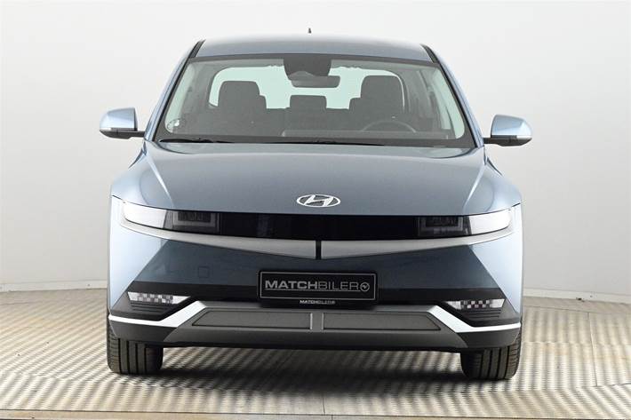 Blå Hyundai Ioniq 5 fra 2023