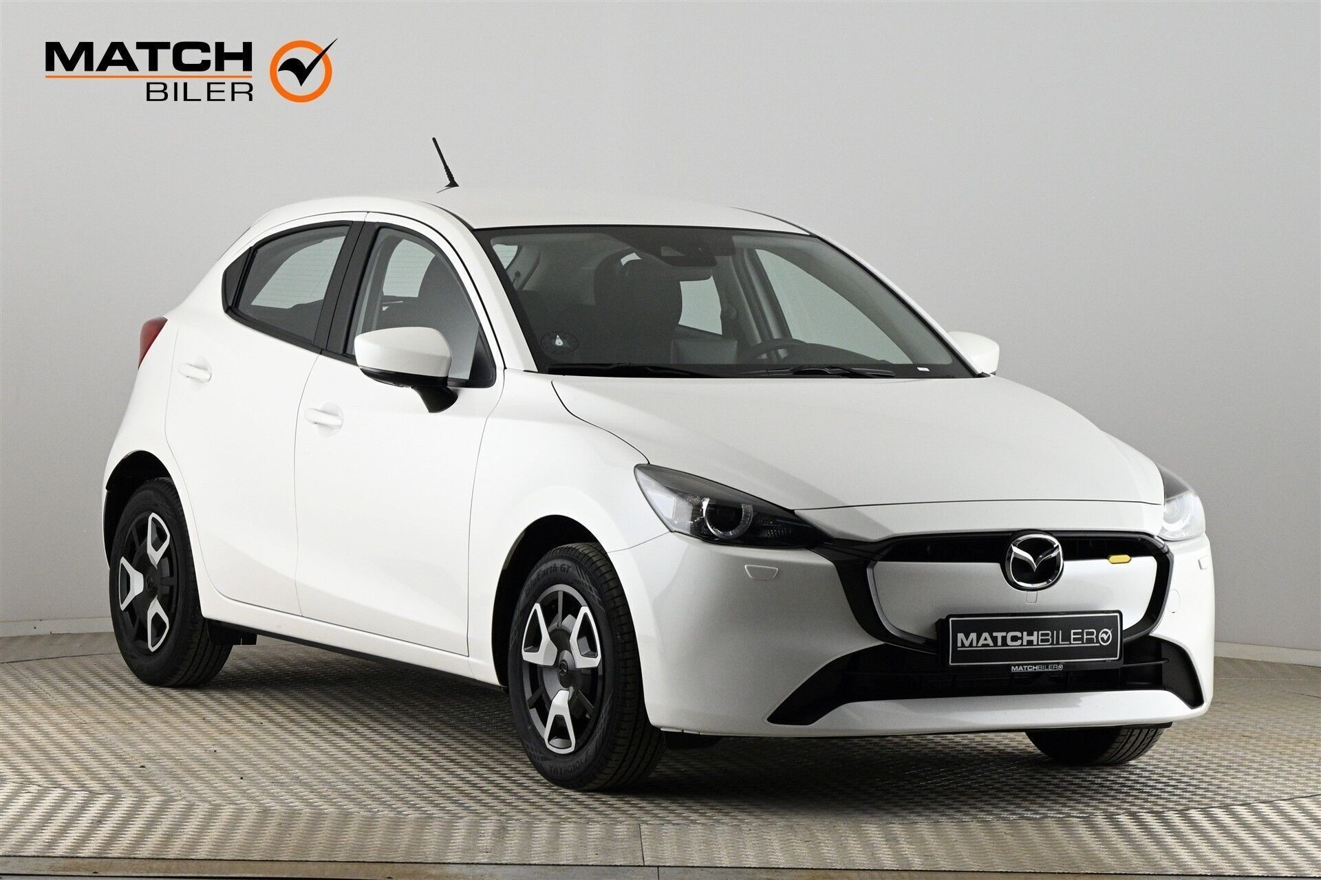 Mazda 2 1,5 e-Skyactiv-G  Mild hybrid Centre-Line 90HK 5d 6g