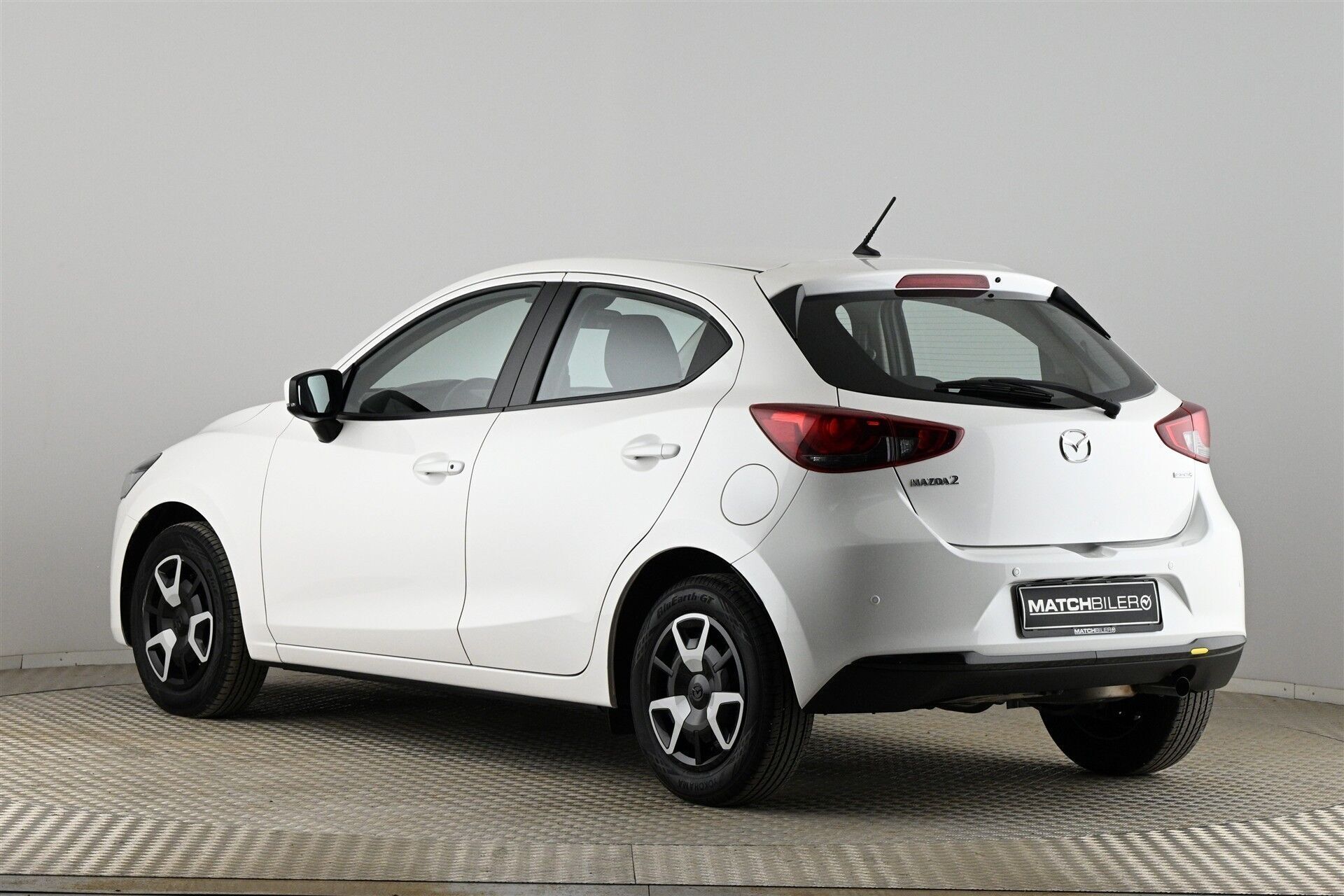 Mazda 2 1,5 e-Skyactiv-G  Mild hybrid Centre-Line 90HK 5d 6g