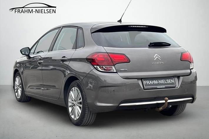 Grå Citroën C4 fra 2016