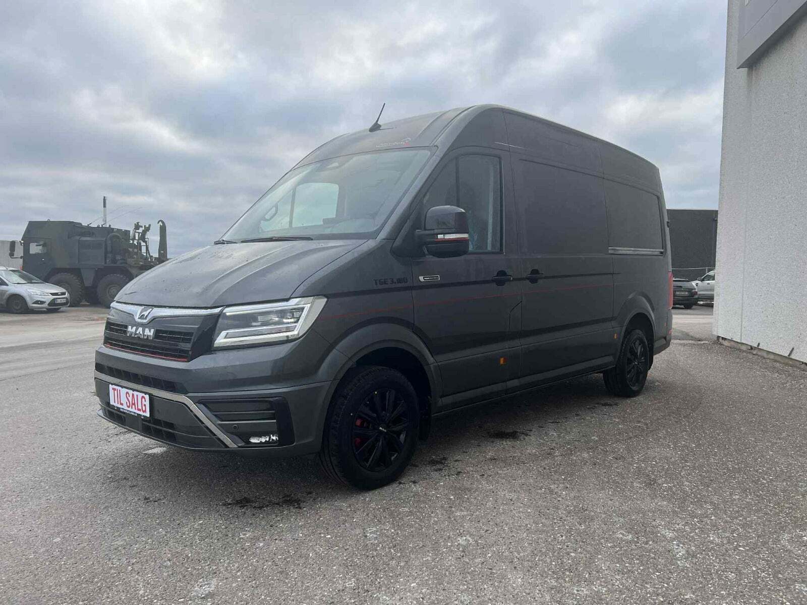 MAN TGE 2,0 3.180 Kassevogn L3H3 aut. FWD