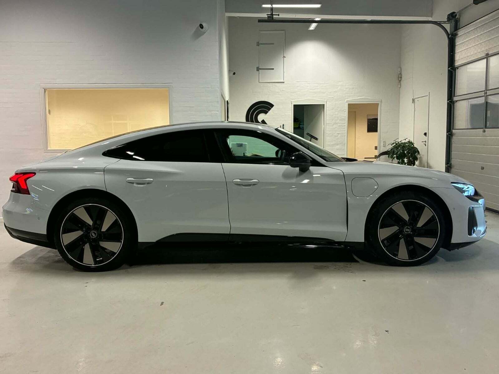 Audi e-tron GT pro quattro