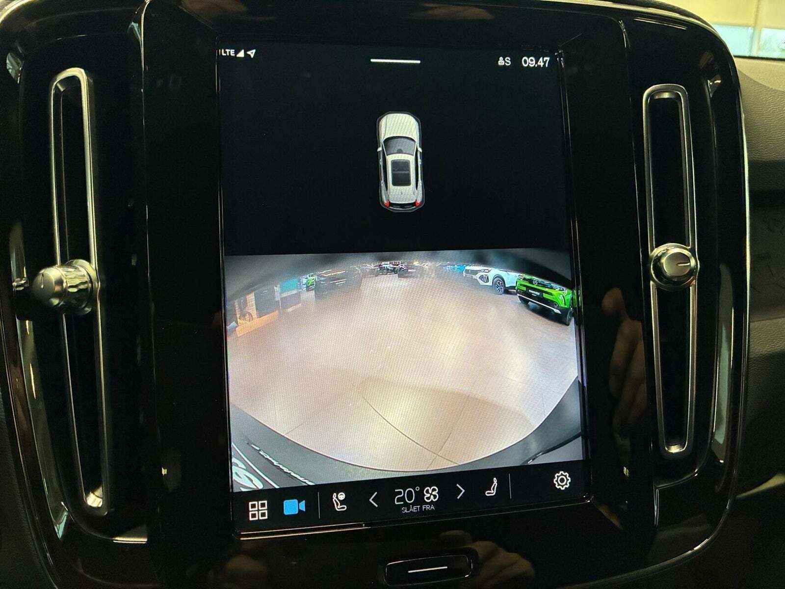 Grøn Volvo XC40 fra 2022