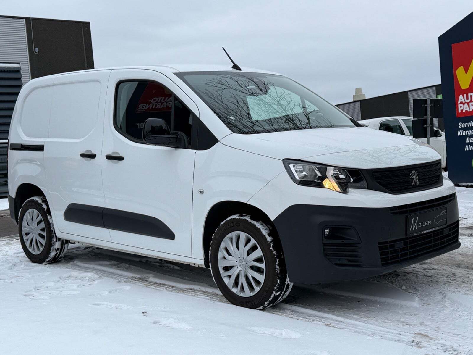 Peugeot Partner 1,5 BlueHDi 130 L1V1 Plus EAT8 Van