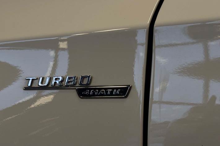 Hvid Mercedes A45 fra 2016