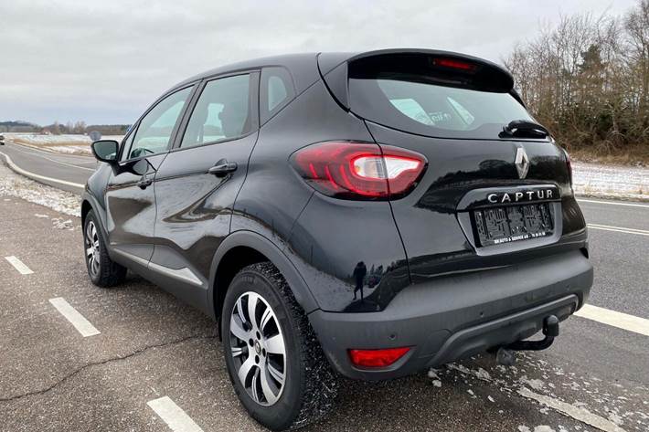 Sort Renault Captur fra 2019