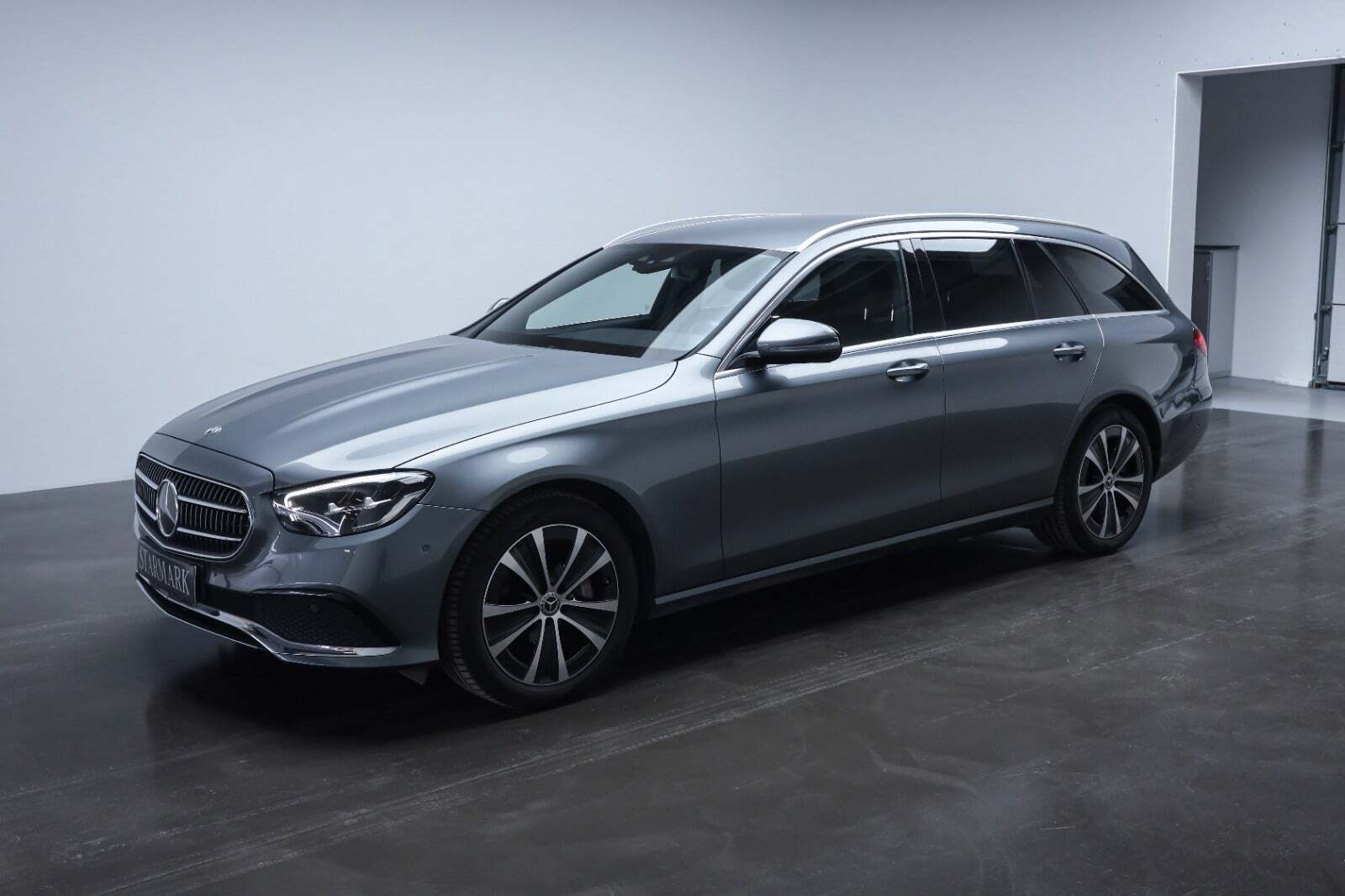 Mercedes E300 de 2,0 Advantage stc. aut.