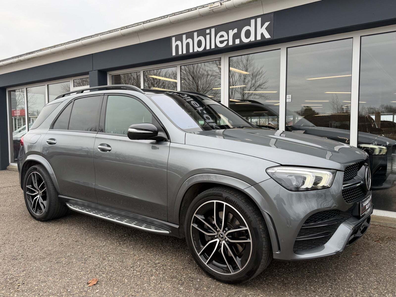 Grå Mercedes GLE350 de fra 2023