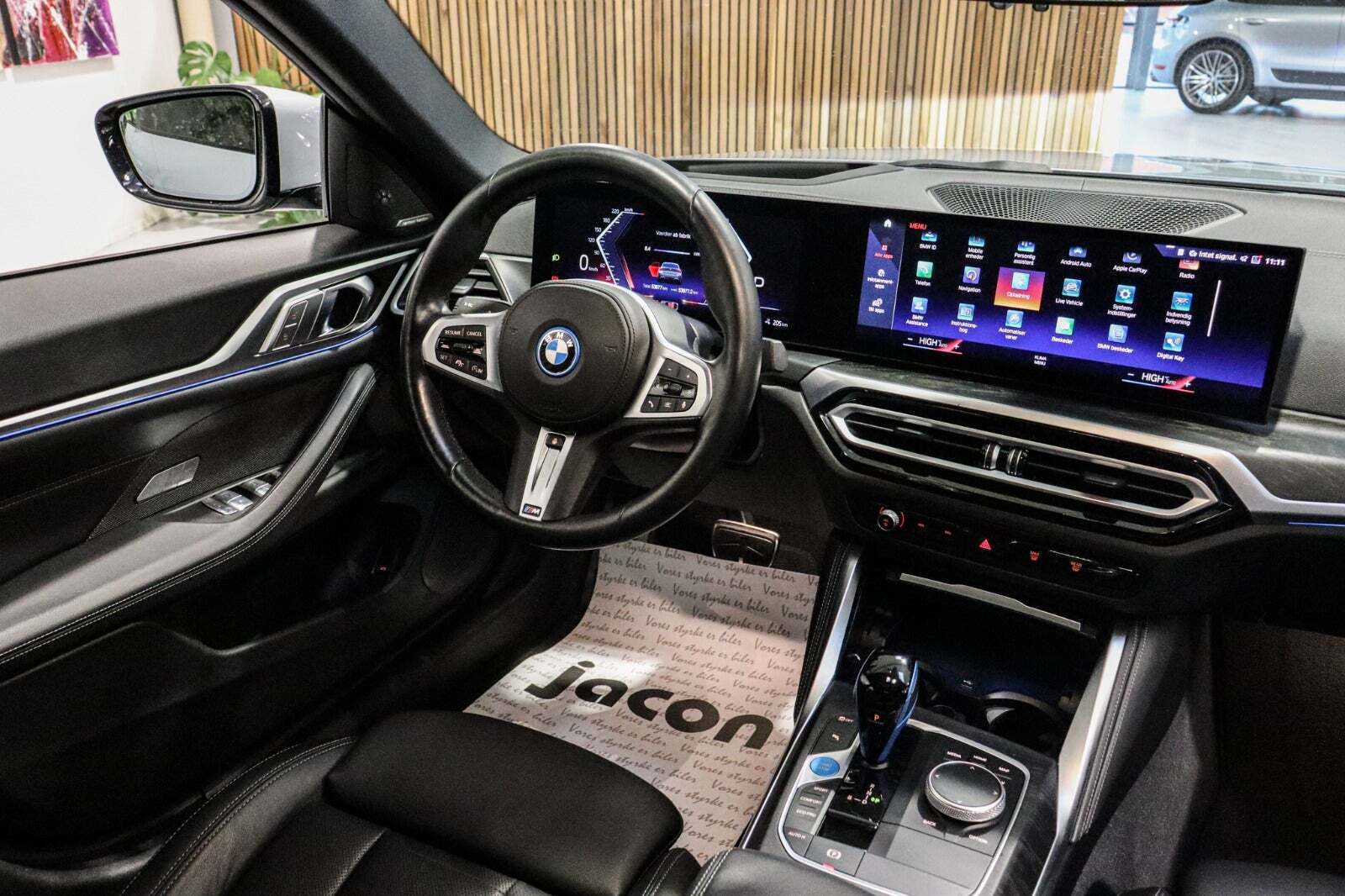 Grå BMW i4 fra 2022