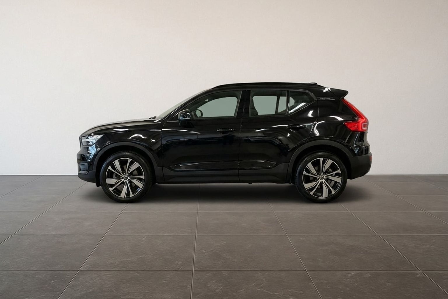 Volvo XC40 P8 Recharge Twin R-design AWD 408HK 5d Aut.