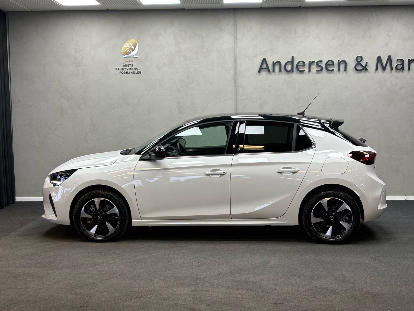 Opel Corsa-e EL Elegance 136HK 5d Aut.