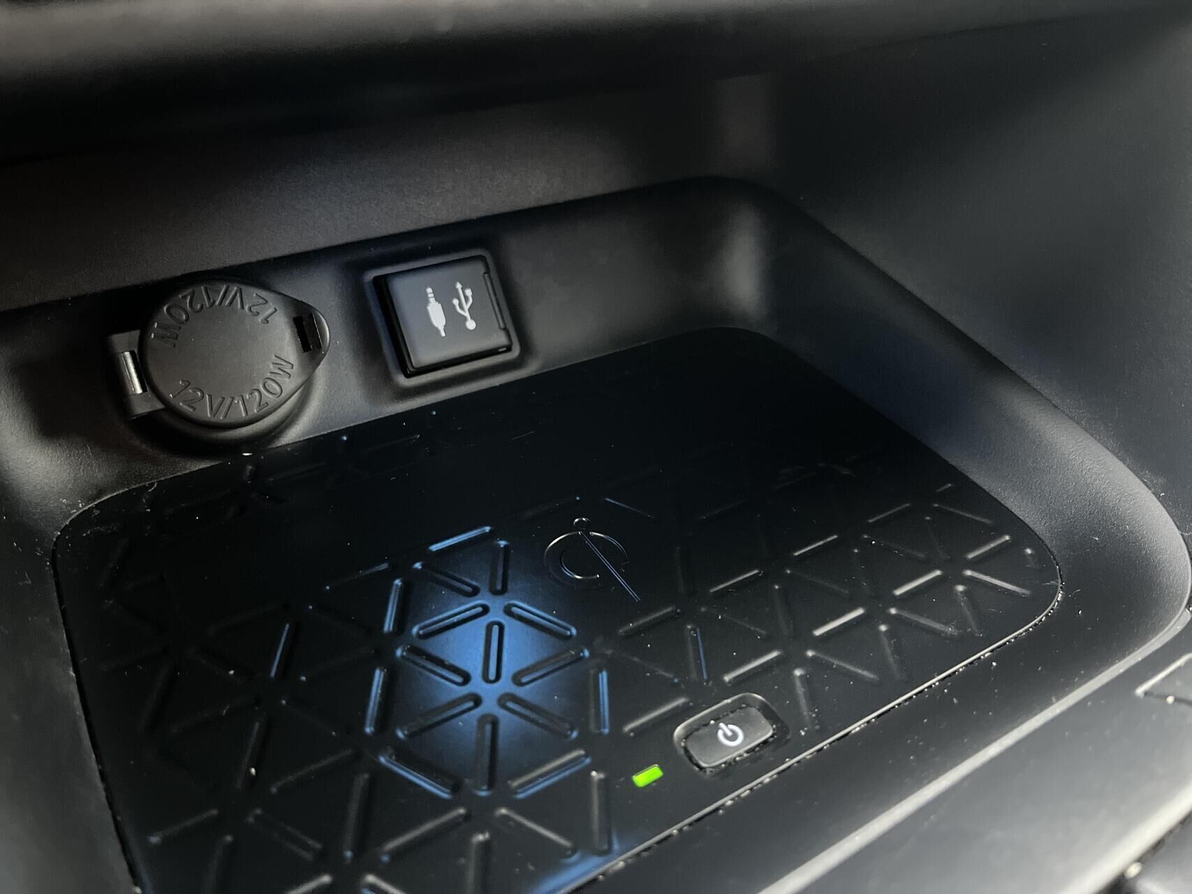 Grå Toyota RAV4 fra 2019