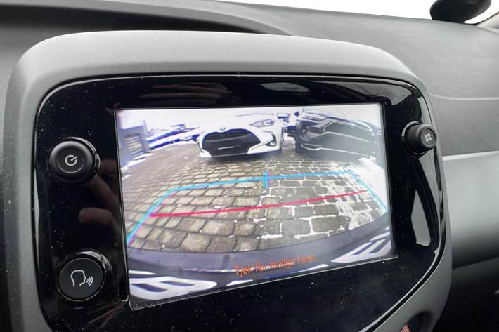 Hvid Toyota Aygo fra 2018