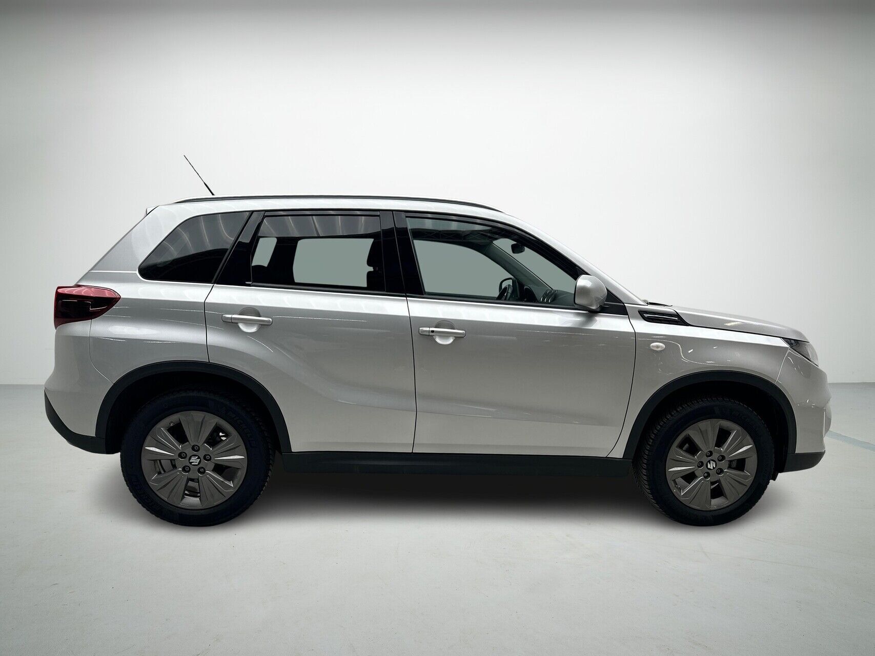 Suzuki Vitara 1,5 Hybrid Active AGS 102HK 5d 6g Aut.
