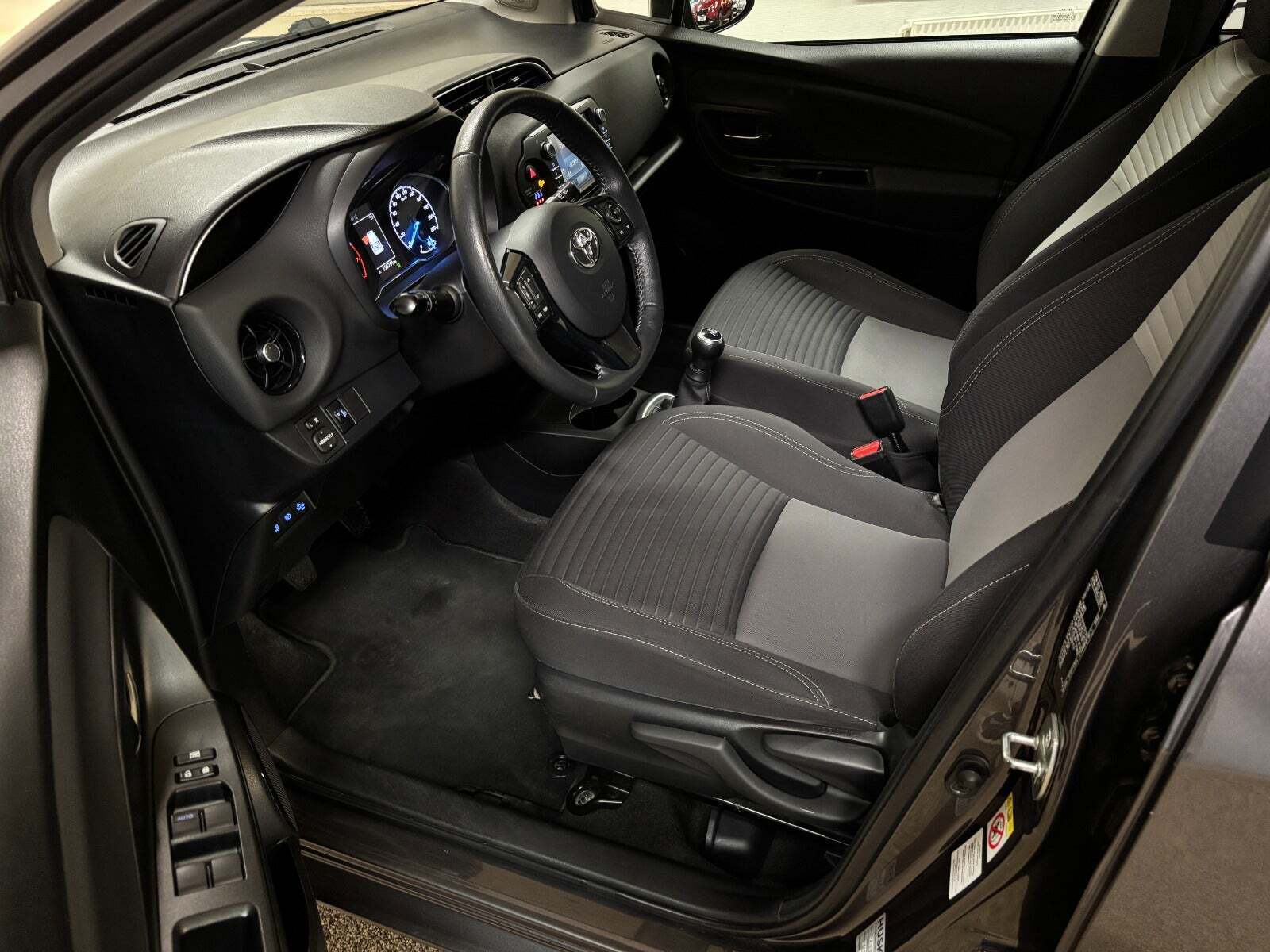 Toyota Yaris 1,0 VVT-i T3