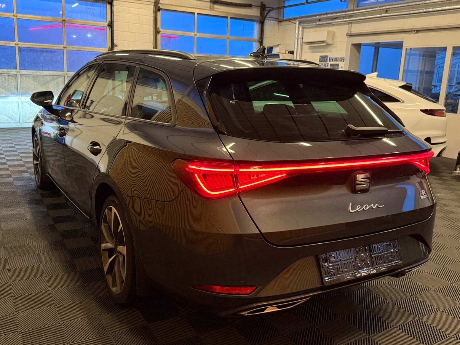 Seat Leon 1,4 eHybrid FR Sportstourer DSG