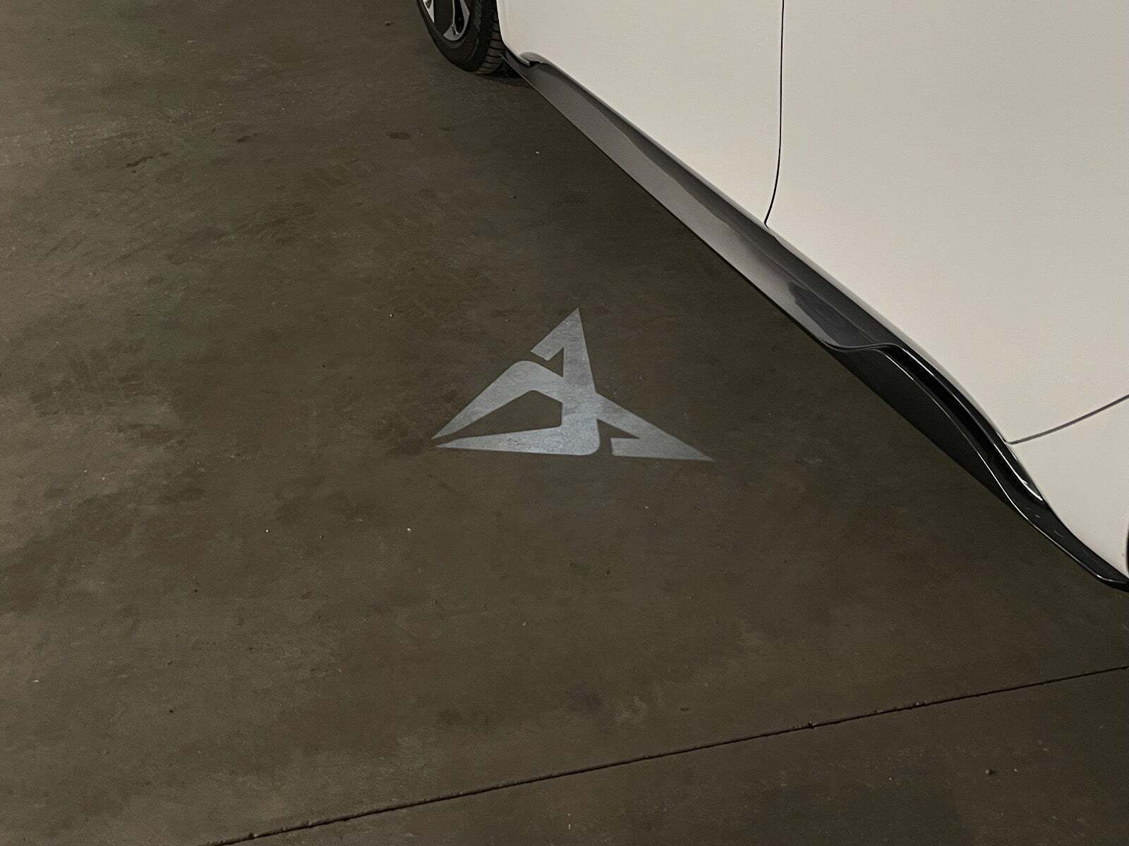 Hvid Cupra Born fra 2024