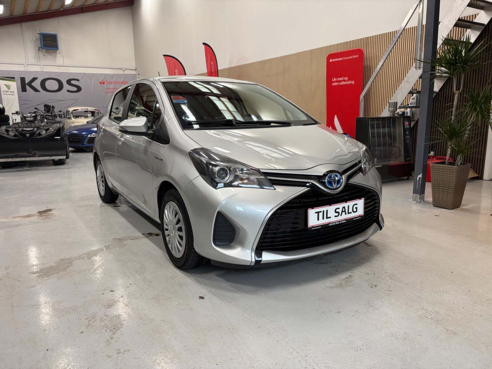 Toyota Yaris 1,5 Hybrid H3 e-CVT