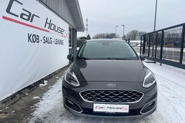 Grå Ford Fiesta fra 2018