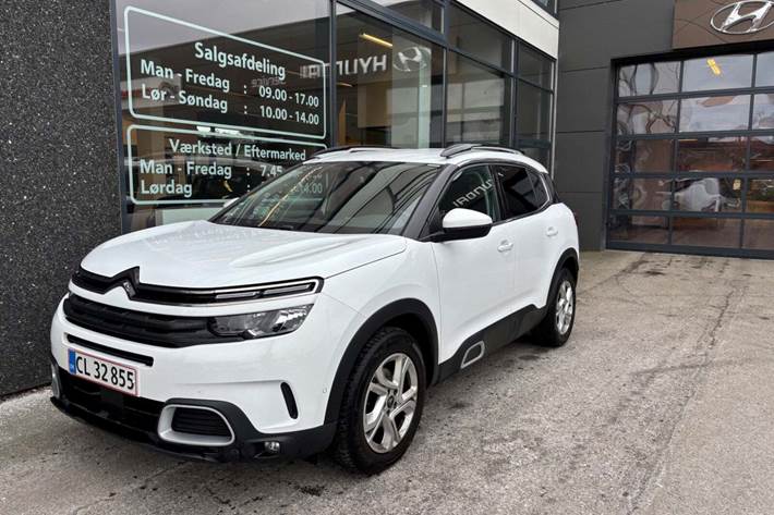Hvid Citroën C5 Aircross fra 2019 set udefra