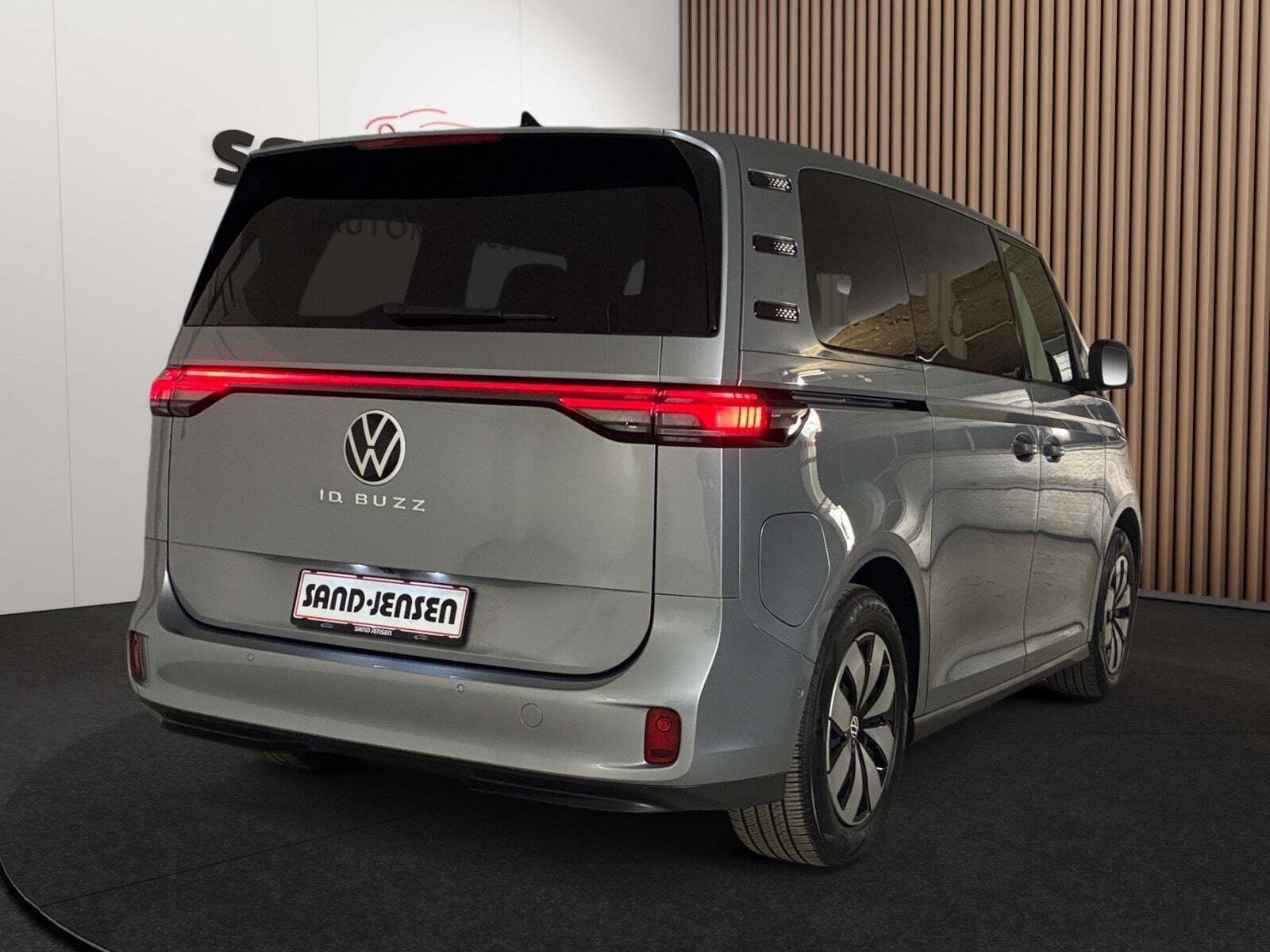 VW ID.Buzz 79 Pro SWB