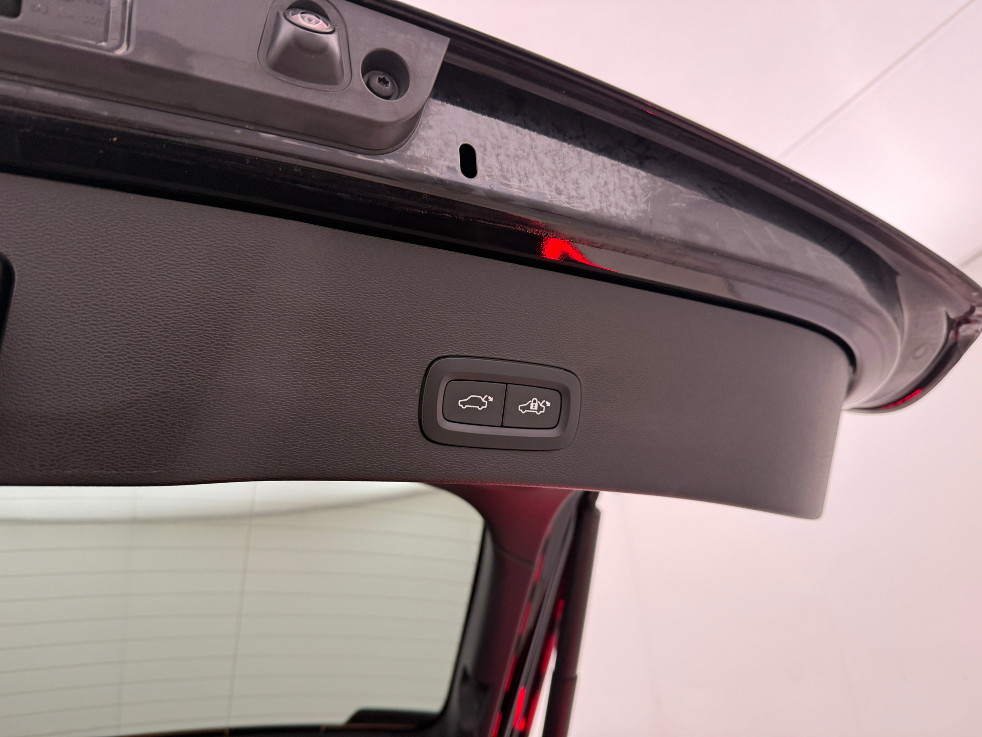 Sort Volvo C40 fra 2024