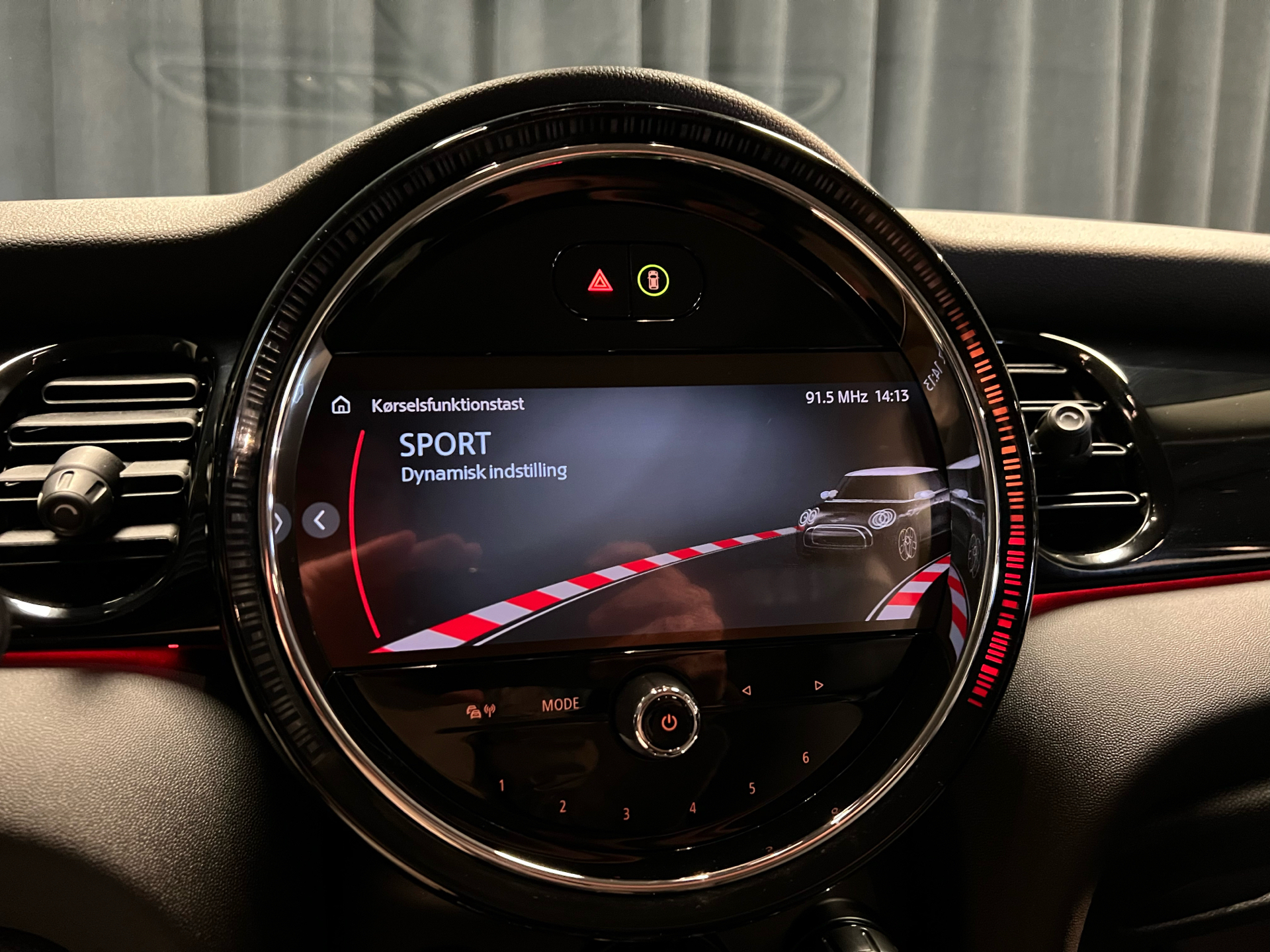 Grøn Mini Cooper fra 2023